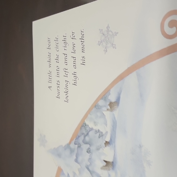 Showtime tales A treasure of winter stories kids book - Picture 5 of 9